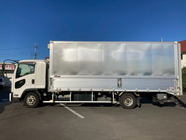 いすゞ フォワード TKG-FRR90T2(2WD)の写真8