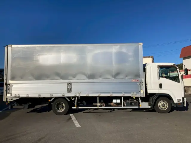 いすゞ フォワード TKG-FRR90T2(2WD)の写真10