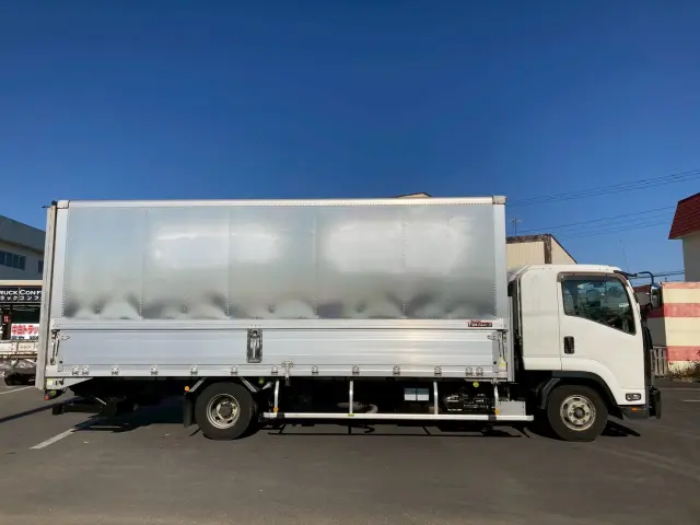 いすゞ フォワード TKG-FRR90T2(2WD)の写真10