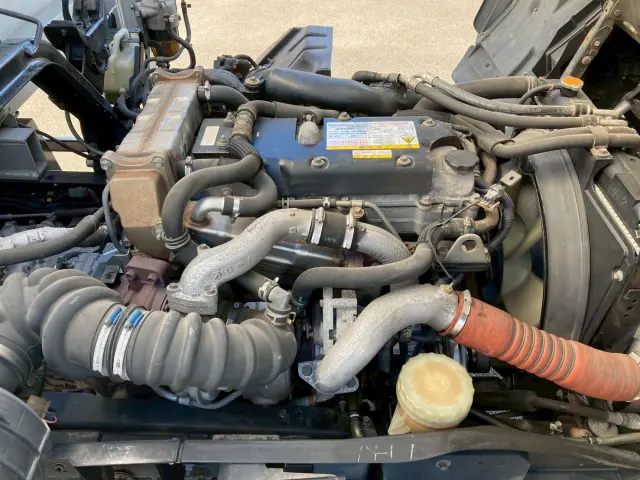 いすゞ フォワード TKG-FRR90T2(2WD)の写真26