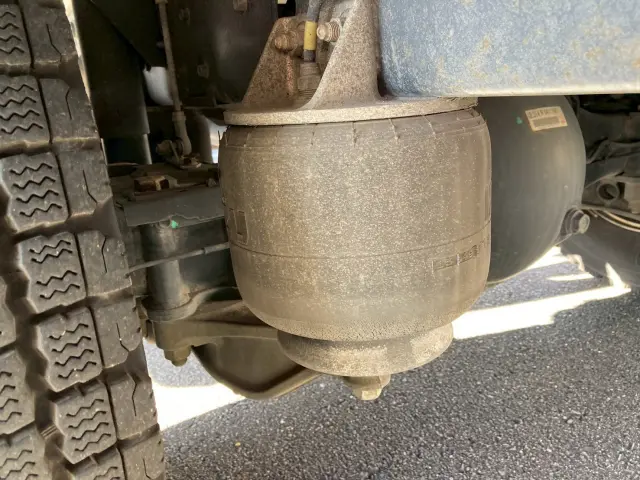 いすゞ フォワード TKG-FRR90T2(2WD)の写真35