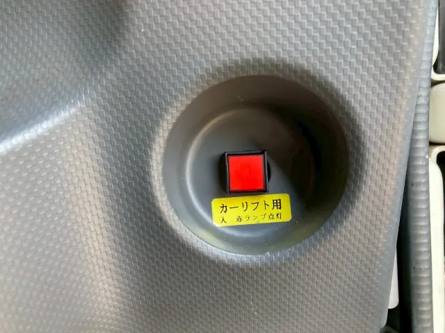 いすゞ フォワード TKG-FRR90T2(2WD)の写真46