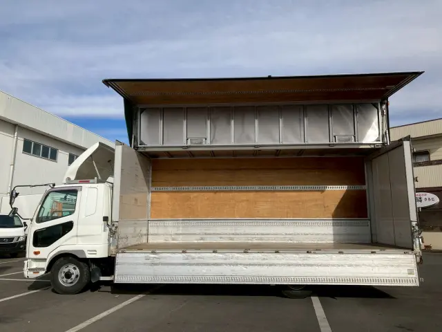 三菱 ファイター SKG-FK61F(2WD)の写真9