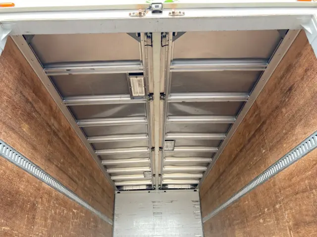 三菱 ファイター SKG-FK61F(2WD)の写真18