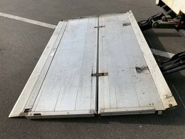 三菱 ファイター SKG-FK61F(2WD)の写真24