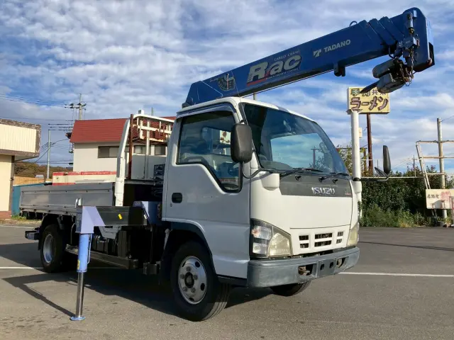 いすゞ エルフ PB-NKR81AR(2WD)の写真6