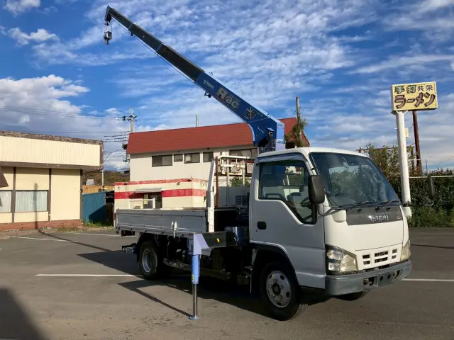 いすゞ エルフ PB-NKR81AR(2WD)の写真7