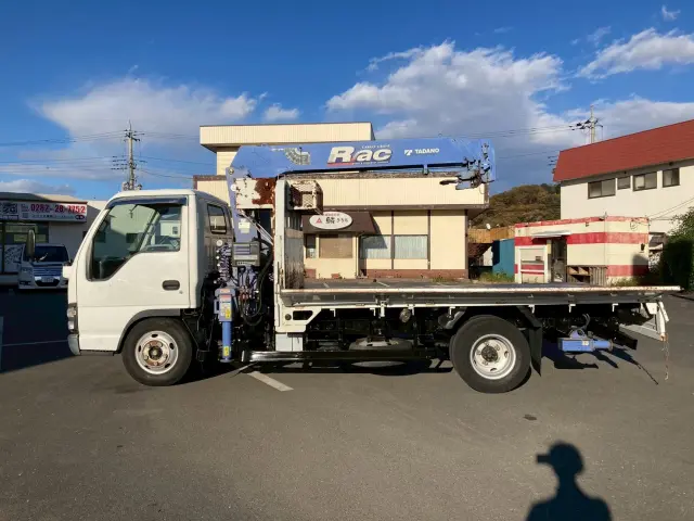 いすゞ エルフ PB-NKR81AR(2WD)の写真10