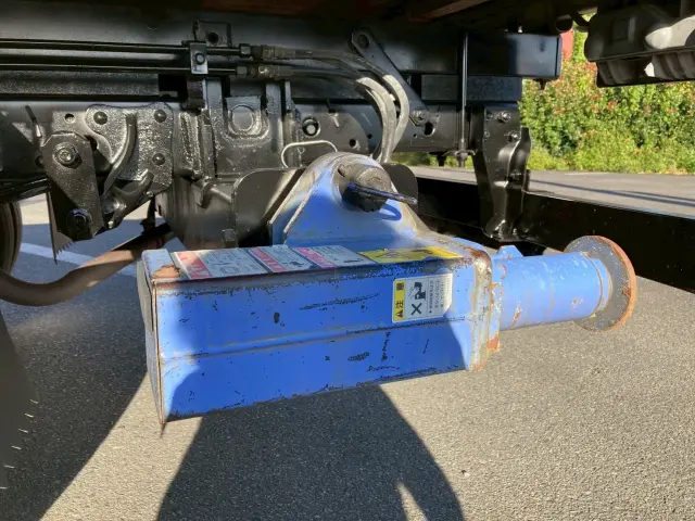 いすゞ エルフ PB-NKR81AR(2WD)の写真27