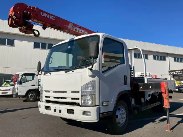 いすゞ エルフ BDG-NPR85AR(2WD)の写真3