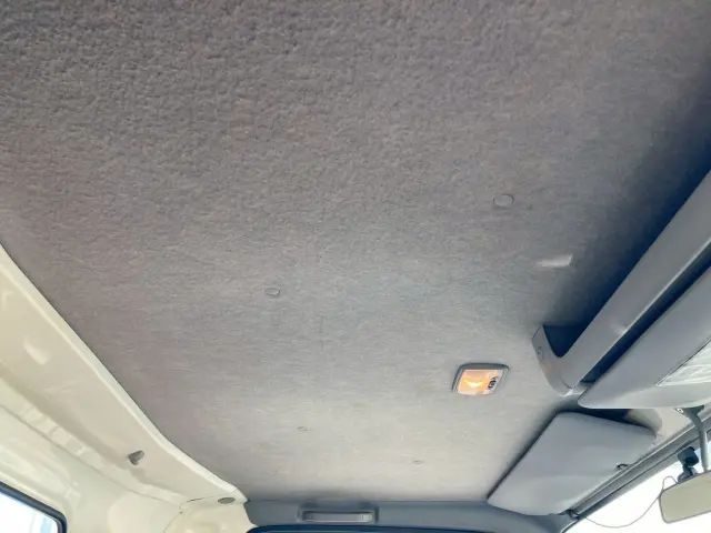 いすゞ エルフ BDG-NPR85AR(2WD)の写真36