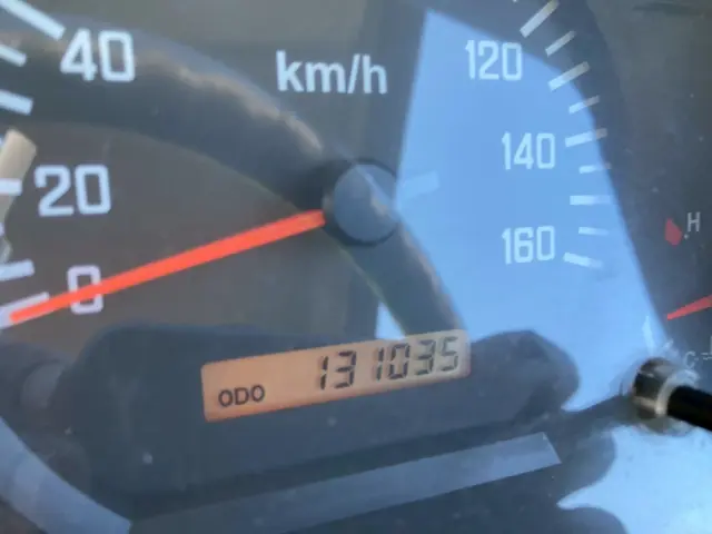 いすゞ エルフ BDG-NPR85AR(2WD)の写真39