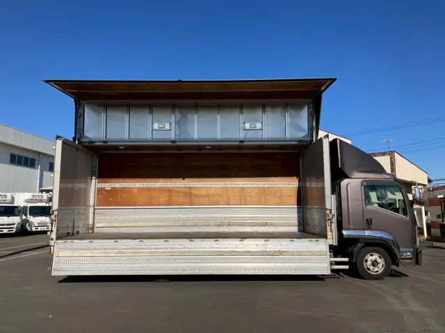 いすゞ フォワード PDG-FRR34T2(2WD)の写真11