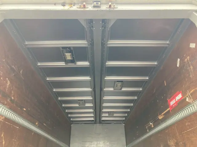 いすゞ フォワード PDG-FRR34T2(2WD)の写真15