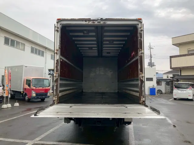 いすゞ フォワード PDG-FRR34T2(2WD)の写真24