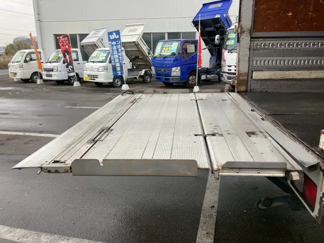 いすゞ フォワード PDG-FRR34T2(2WD)の写真26