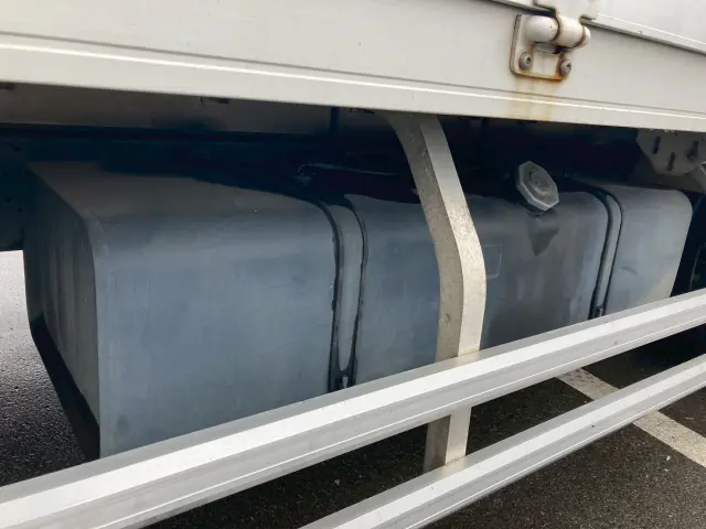 いすゞ フォワード PDG-FRR34T2(2WD)の写真29