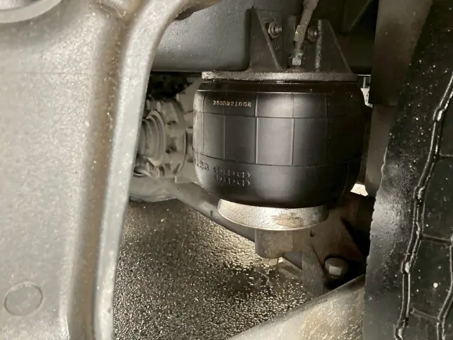 いすゞ フォワード PDG-FRR34T2(2WD)の写真31