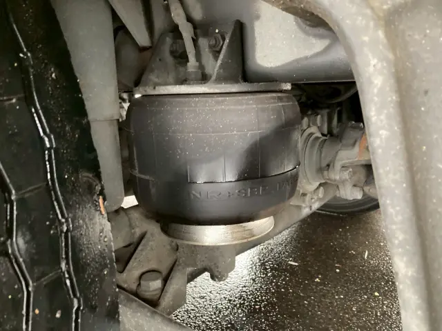 いすゞ フォワード PDG-FRR34T2(2WD)の写真39