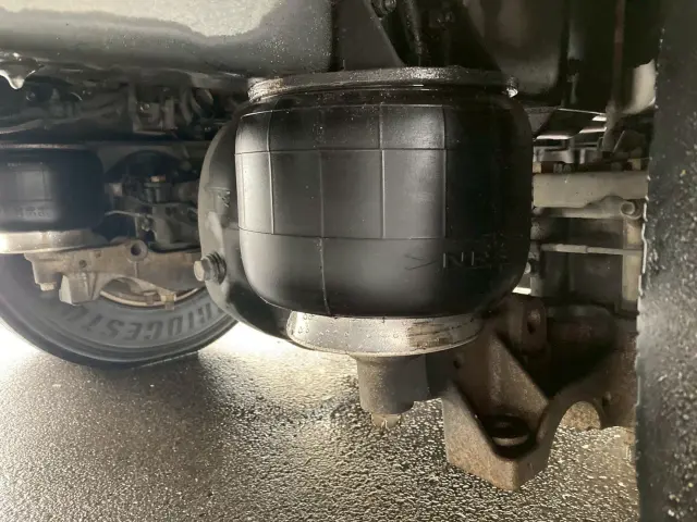 いすゞ フォワード PDG-FRR34T2(2WD)の写真40