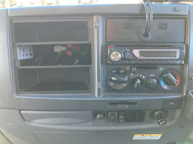 いすゞ フォワード PDG-FRR34T2(2WD)の写真40