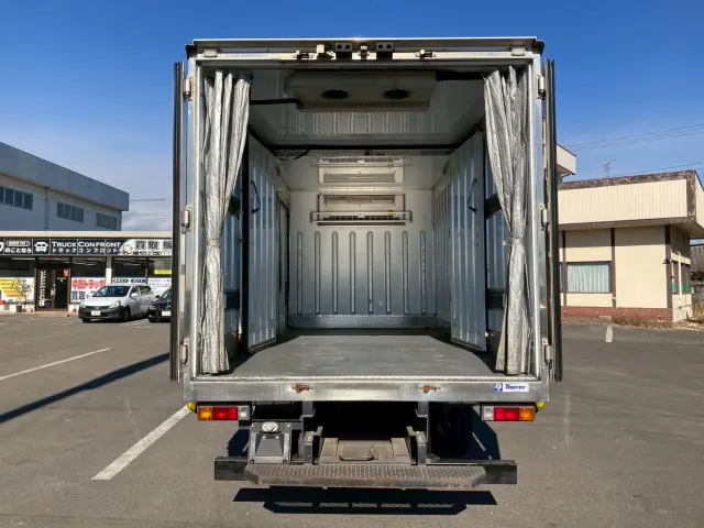 三菱 キャンター TPG-FEB50(2WD)の写真6
