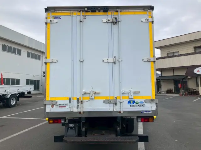 三菱 キャンター TPG-FEB50(2WD)の写真11