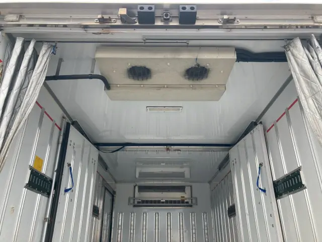 三菱 キャンター TPG-FEB50(2WD)の写真14