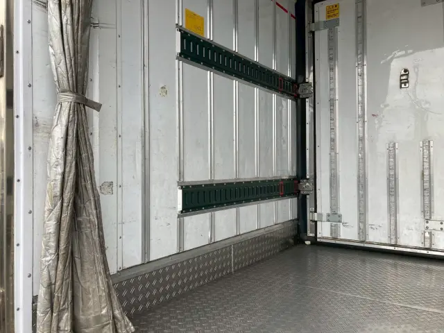 三菱 キャンター TPG-FEB50(2WD)の写真21