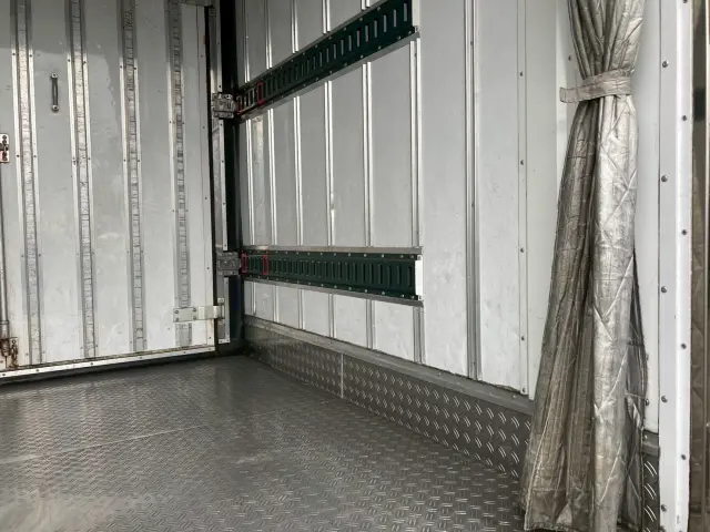 三菱 キャンター TPG-FEB50(2WD)の写真22