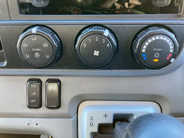 三菱 キャンター TPG-FEB50(2WD)の写真47