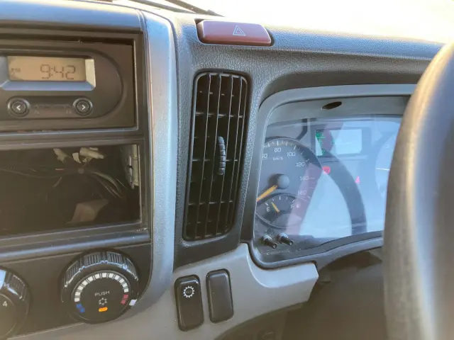 三菱 キャンター TPG-FEB50(2WD)の写真48