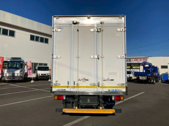 いすゞ エルフ 2RG-NPR88AN(2WD)の写真11