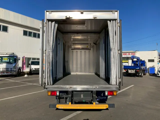 いすゞ エルフ 2RG-NPR88AN(2WD)の写真13