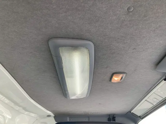 いすゞ エルフ 2RG-NPR88AN(2WD)の写真35