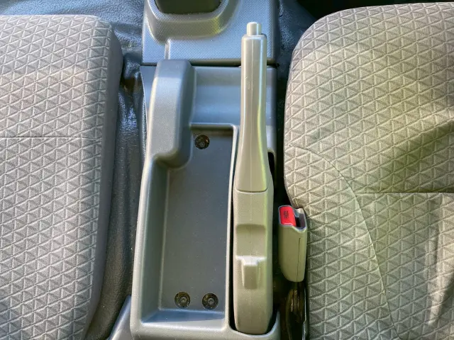 いすゞ エルフ 2RG-NPR88AN(2WD)の写真39