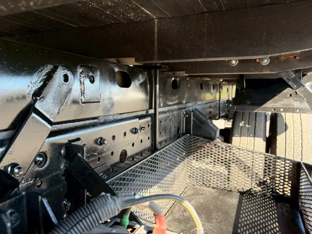 三菱 キャンター TKG-FEA50(2WD)の写真17