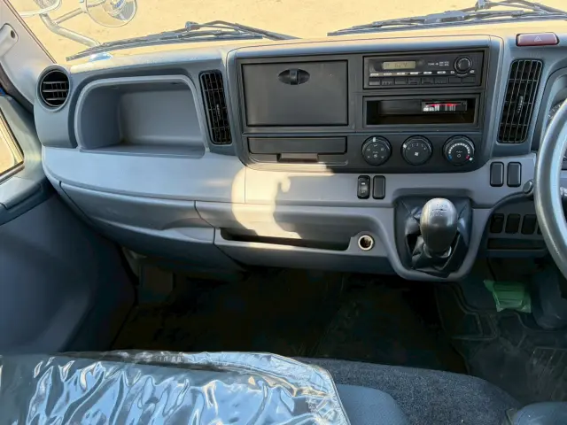 三菱 キャンター TKG-FEA50(2WD)の写真45