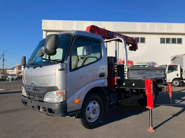 トヨタ トヨエース TKG-XZU640(2WD)の写真2