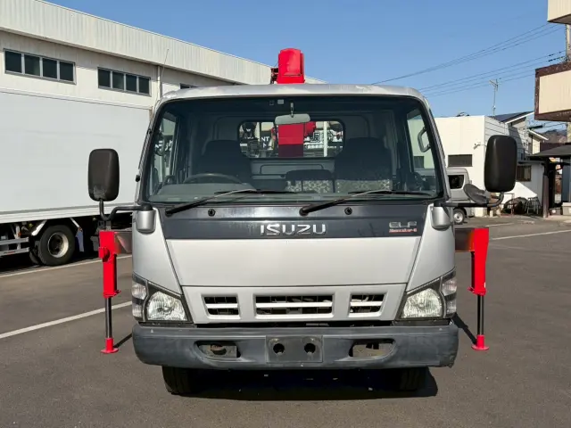 いすゞ エルフ PB-NPR81AR(2WD)の写真4