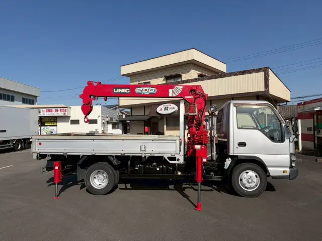 いすゞ エルフ PB-NPR81AR(2WD)の写真9