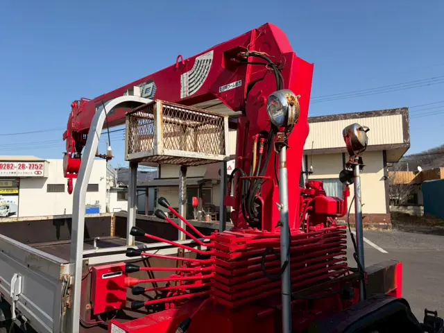 いすゞ エルフ PB-NPR81AR(2WD)の写真21