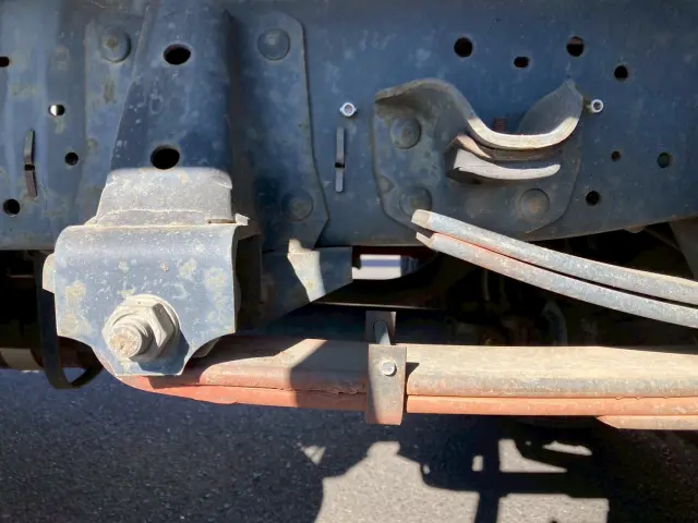 いすゞ エルフ PB-NPR81AR(2WD)の写真23