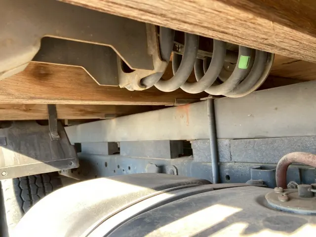 いすゞ エルフ PB-NPR81AR(2WD)の写真26