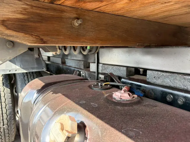 いすゞ エルフ PB-NPR81AR(2WD)の写真33