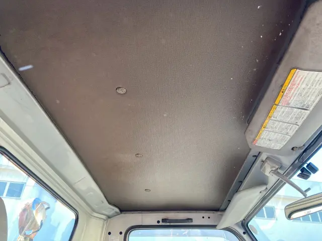 いすゞ エルフ PB-NPR81AR(2WD)の写真39