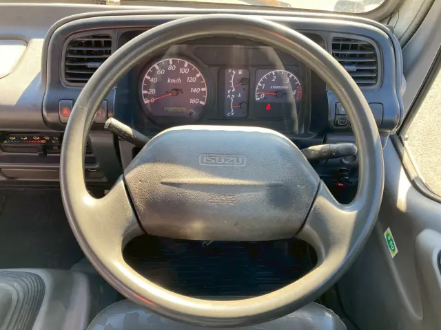 いすゞ エルフ PB-NPR81AR(2WD)の写真40