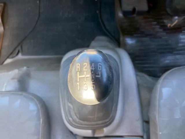 いすゞ エルフ PB-NPR81AR(2WD)の写真41