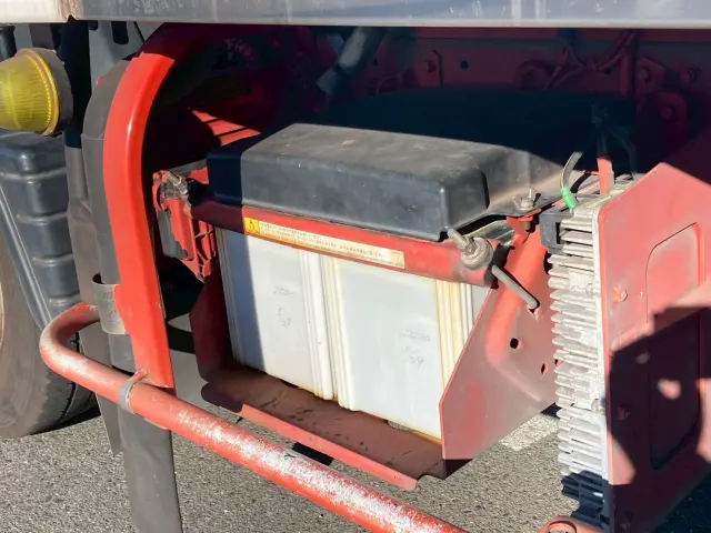 三菱 キャンター TPG-FEA20(2WD)の写真24