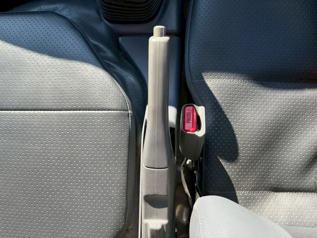 いすゞ エルフ TKG-NMR85AN(2WD)の写真43